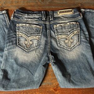 Women’s Rock Revival Skinny Jeans Size 34 Only worn/washed 1x